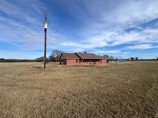 1250 County Road 2280, Telephone, TX 75488