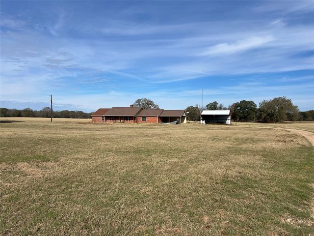1250 County Road 2280, Telephone, TX 75488