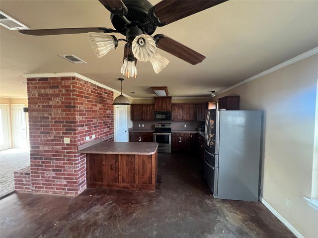 1250 County Road 2280, Telephone, TX 75488