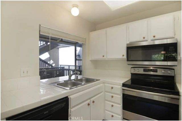48 Corniche Dr. E, Dana Point, CA 92629