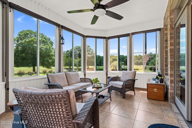 567 Fairburn Court NW, Calabash, NC 28467