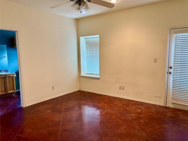 18611 Staghorn DR, Point Venture, TX 78645