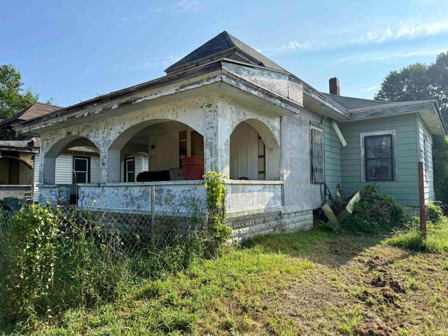 1717 S Boots Street, Marion, IN 46953