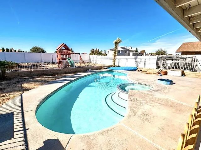 13160 Riverview, Victorville, CA 92395