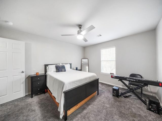 910 Rosewick Street, Houston, TX 77015