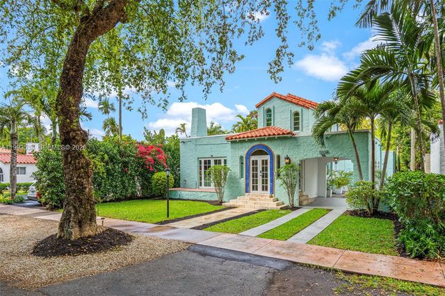 1209 La Mancha Ave, Coral Gables, FL 33134
