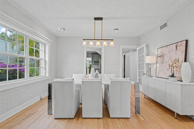 1209 La Mancha Ave, Coral Gables, FL 33134