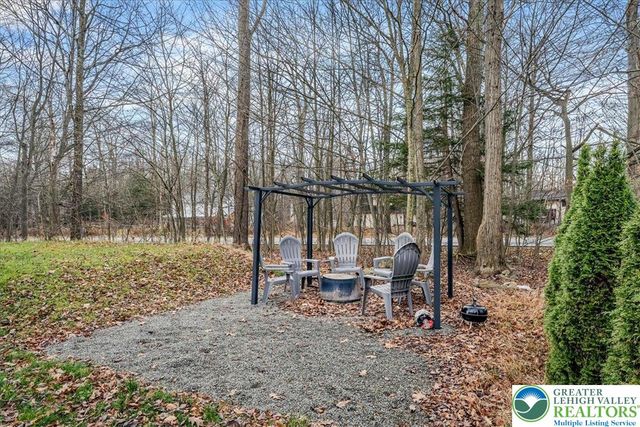 2127 Warwick Circle, Coolbaugh Twp, PA 18466