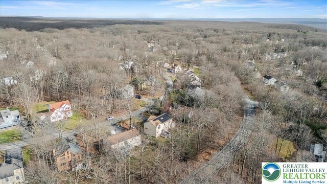 2127 Warwick Circle, Coolbaugh Twp, PA 18466