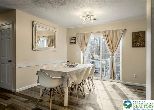 2127 Warwick Circle, Coolbaugh Twp, PA 18466