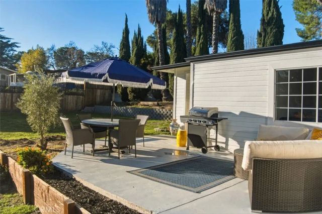 143 Vine, Paso Robles, CA 93446