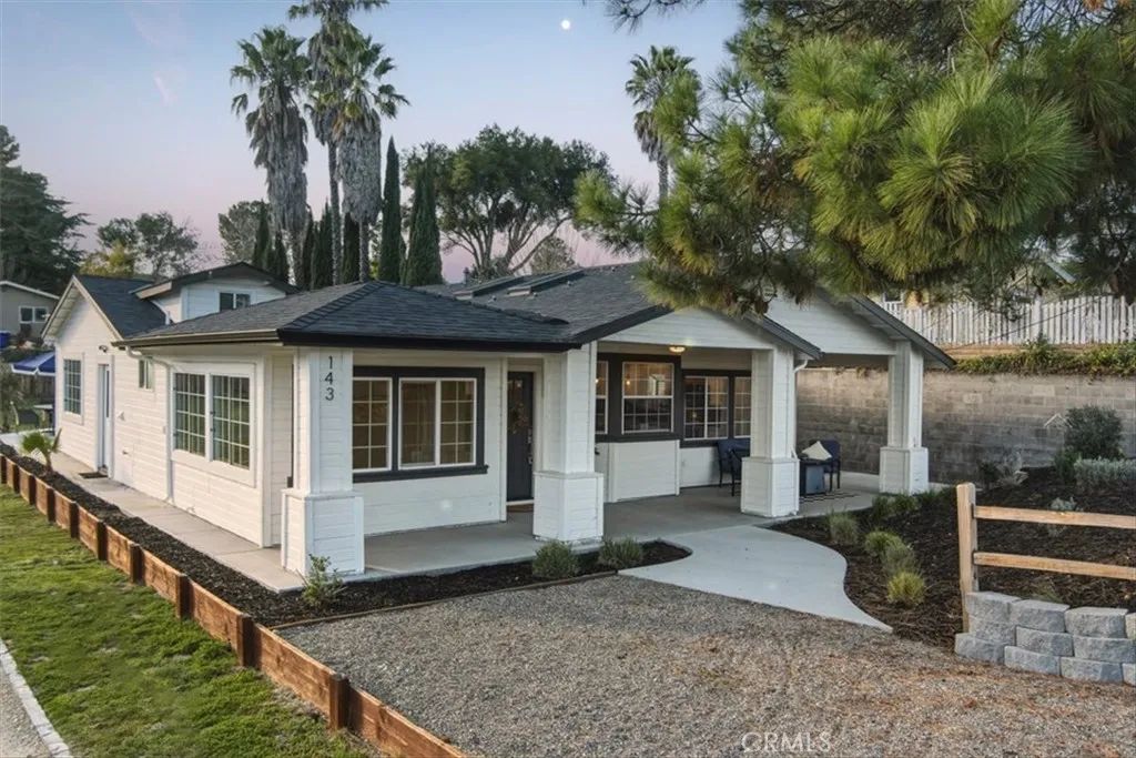 143 Vine, Paso Robles, CA 93446