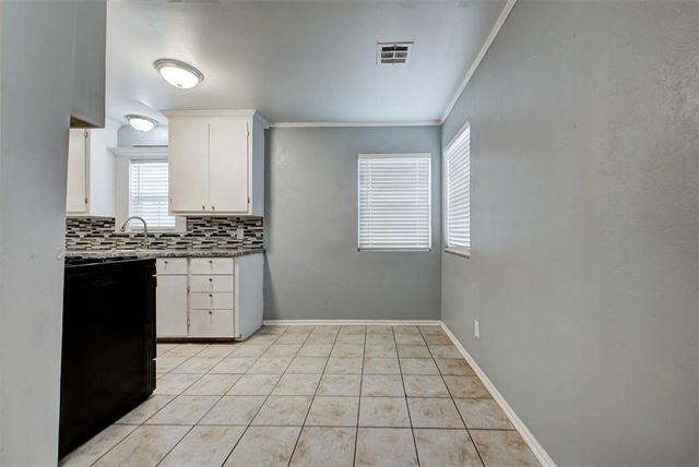 1440 SW 11th Street, Oklahoma City, OK 73108