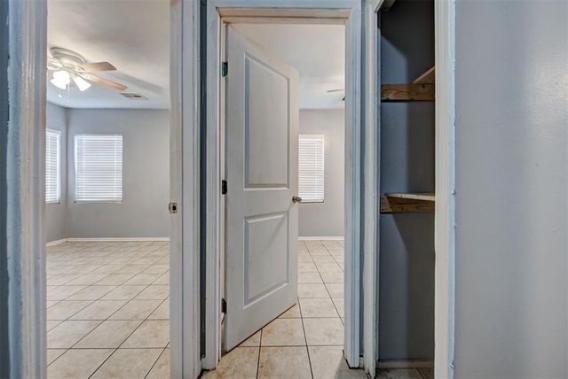 1440 SW 11th Street, Oklahoma City, OK 73108