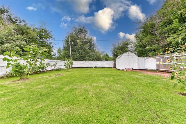 1440 SW 11th Street, Oklahoma City, OK 73108