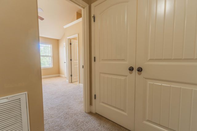 563 River Rock Blvd Apt B3, Murfreesboro, TN 37128