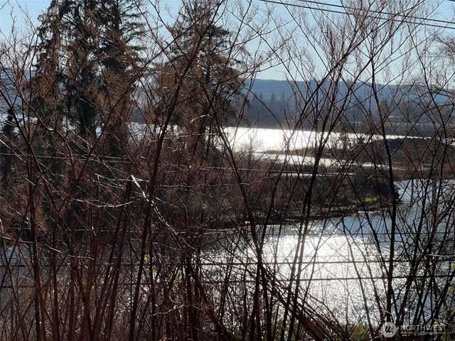 2519 E Wishkah Boulevard, Aberdeen, WA 98520