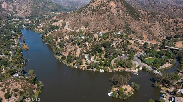 28923 Crags, Agoura Hills, CA 91301
