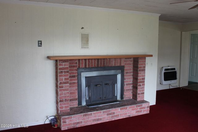 1312 Sunny Side Street, Whiteville, NC 28472