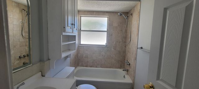 1502 SE Hearne Court, Port St. Lucie, Port St Lucie, FL 34952