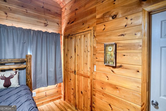 181 Henry Street, Cleveland, GA 30528