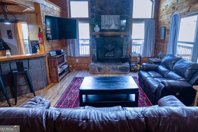 181 Henry Street, Cleveland, GA 30528