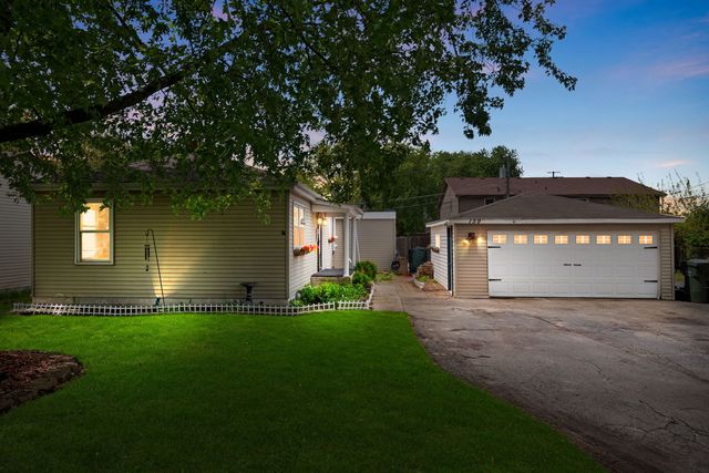 159 Josephine Avenue, South Elgin, IL 60177