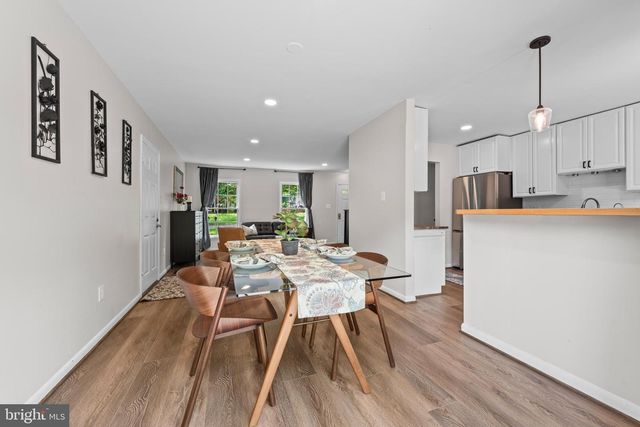 9518 CENTER ST, Vienna, VA 22181