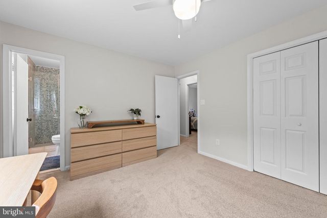 9518 CENTER ST, Vienna, VA 22181