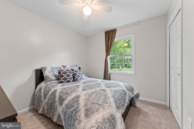 9518 CENTER ST, Vienna, VA 22181