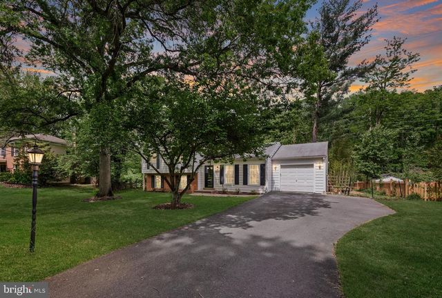 9518 CENTER ST, Vienna, VA 22181