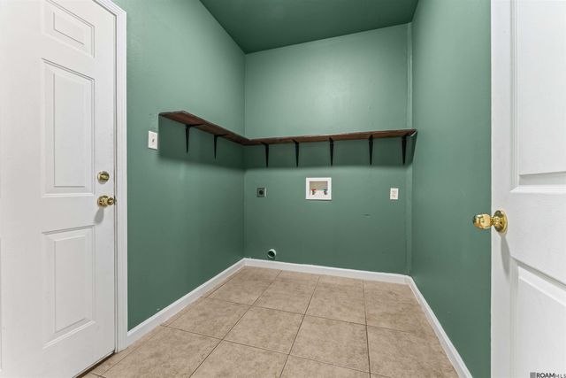 36484 Crestway Ave, Prairieville, LA 70769