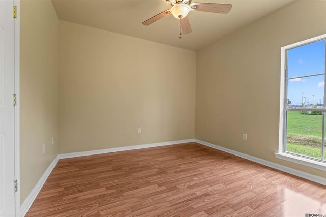 36484 Crestway Ave, Prairieville, LA 70769