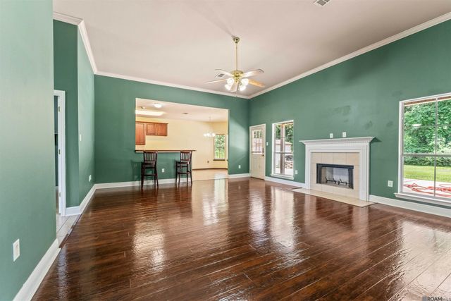 36484 Crestway Ave, Prairieville, LA 70769