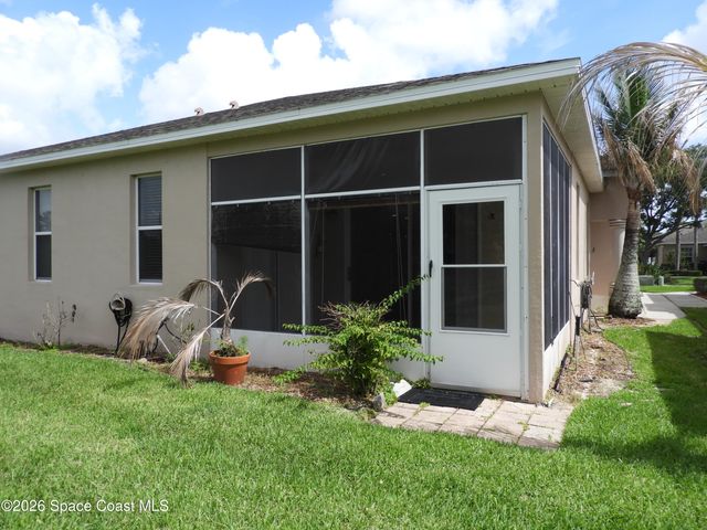 552 Wedge Court SE, Palm Bay, FL 32909