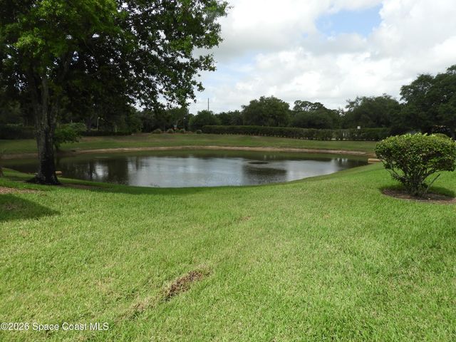 552 Wedge Court SE, Palm Bay, FL 32909