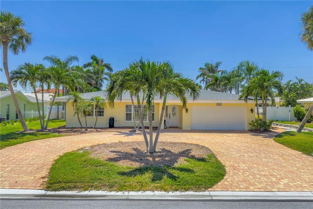 106 22ND STREET, Belleair Beach, FL 33786