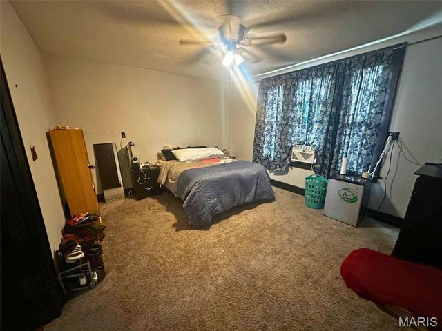 2441 Iowa Street, Granite City, IL 62040