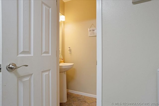 3007 N 12th Avenue, Durant, OK 74701