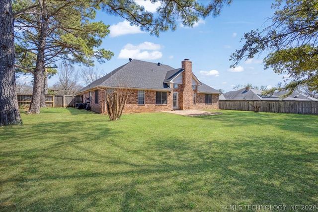3007 N 12th Avenue, Durant, OK 74701