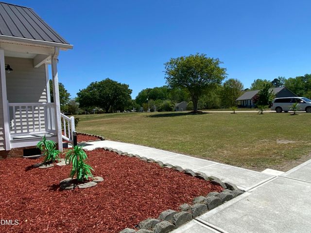 1021 Forest Glen Drive, Raleigh, NC 27603