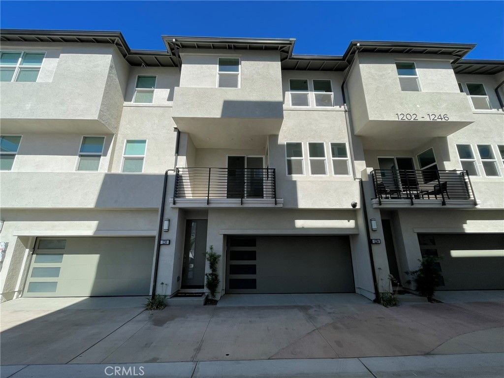 1230 W Bushell, Anaheim, CA 92805