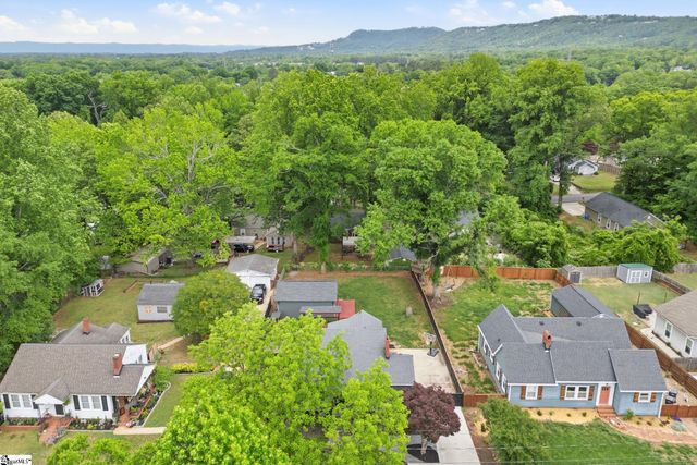 305 Rogers Avenue, Greenville, SC 29617