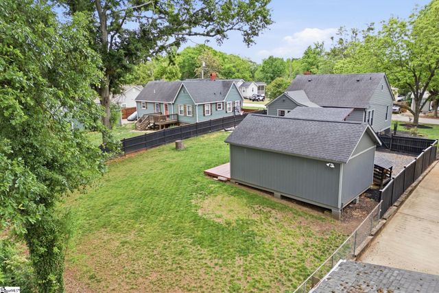 305 Rogers Avenue, Greenville, SC 29617