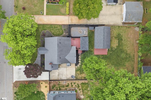 305 Rogers Avenue, Greenville, SC 29617