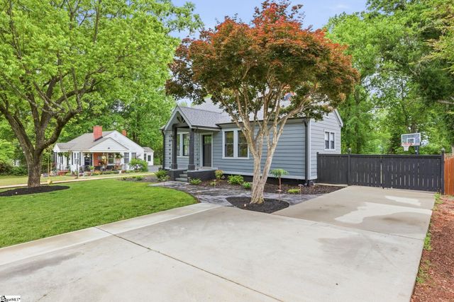 305 Rogers Avenue, Greenville, SC 29617