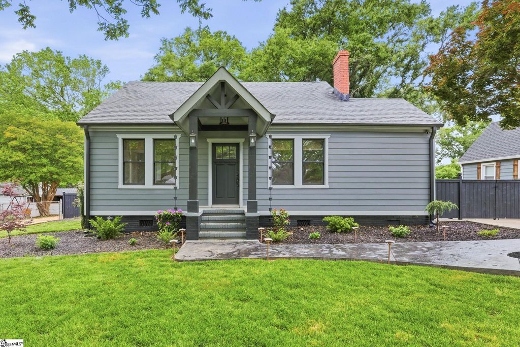 305 Rogers Avenue, Greenville, SC 29617