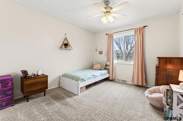 5201 Galloway Street, Omaha, NE 68157