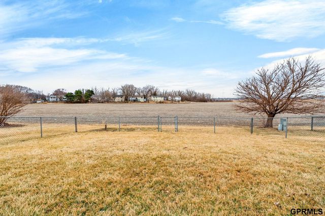 5201 Galloway Street, Omaha, NE 68157