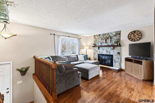 5201 Galloway Street, Omaha, NE 68157